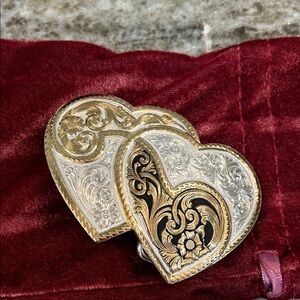 Montana Silversmith, ladies Gold/Silver with black double heart belt buckle.